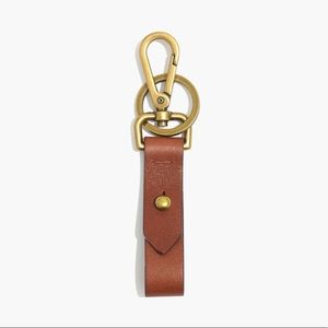 Madewell Front Door Key Fob in English Saddle